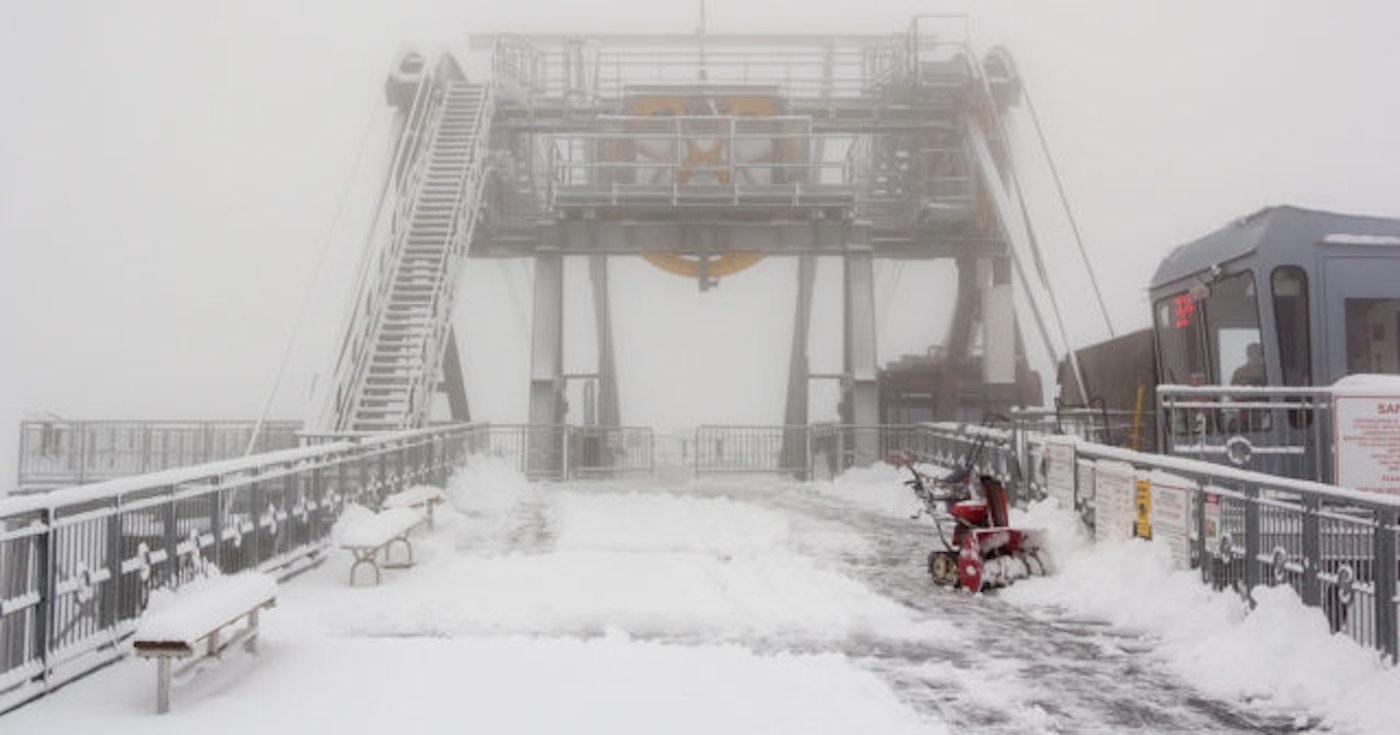 snowfall_sept13_social