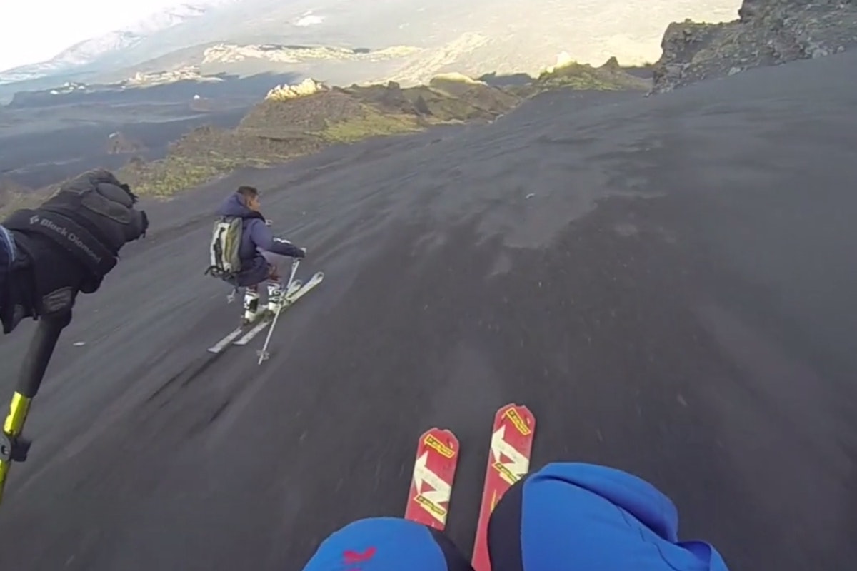 5 volcanoes to go see and ski right now