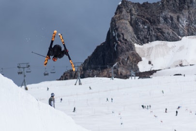 Kick back with a video, photo gallery and bonus poem from Windells