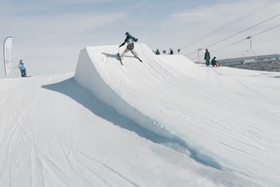 Watch Liberty Skis athletes Teal Harle and Max Moffatt crush the terrain park for 1:29
