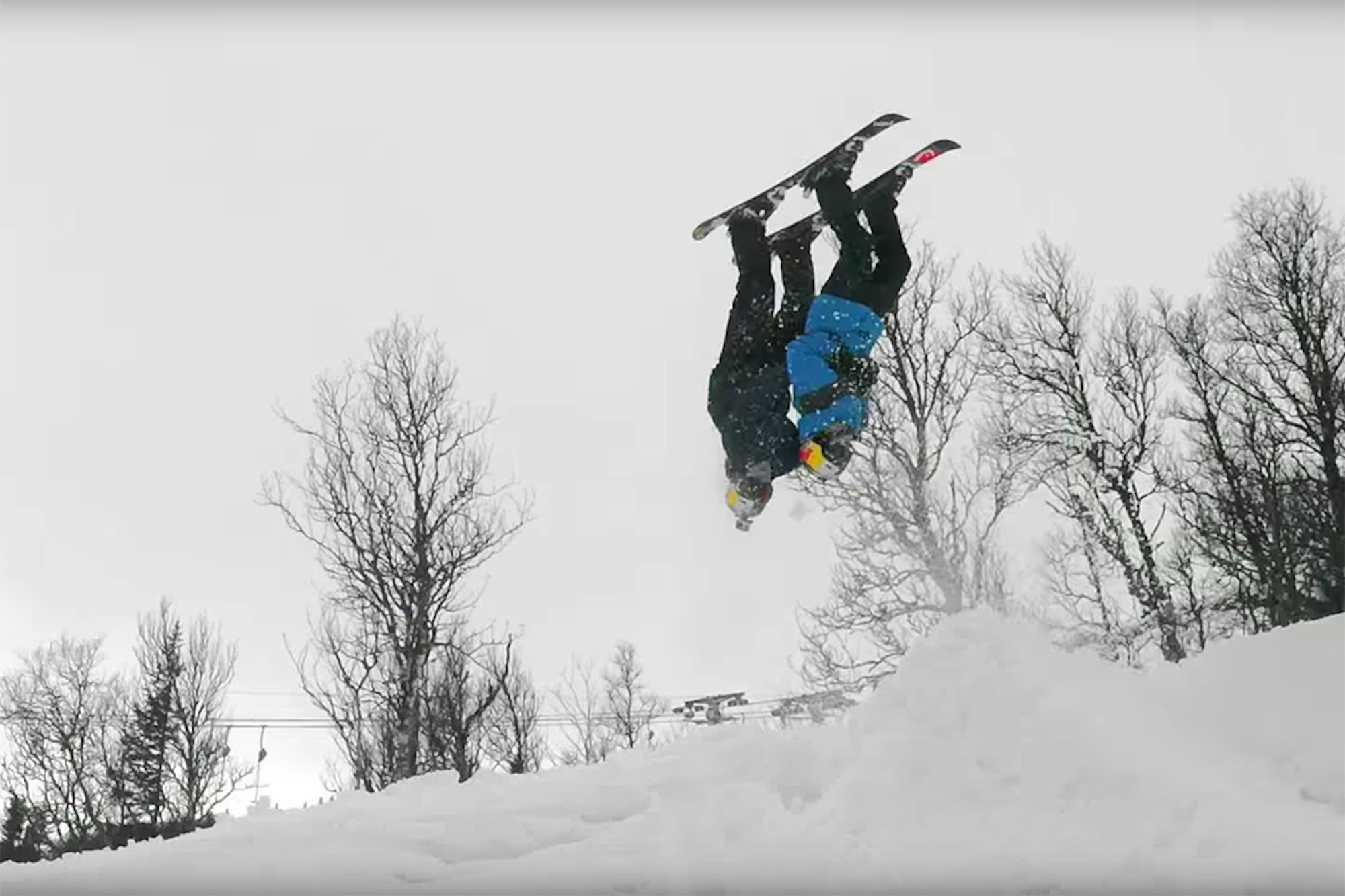 GoPro: Øystein Bråten and Jesper Tjäder stomp a tandem backflip on skis