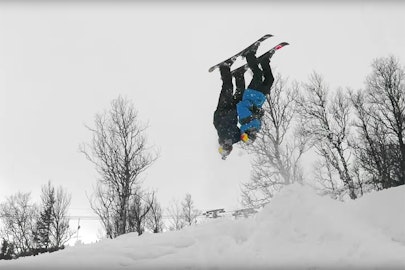 GoPro: Øystein Bråten and Jesper Tjäder stomp a tandem backflip on skis