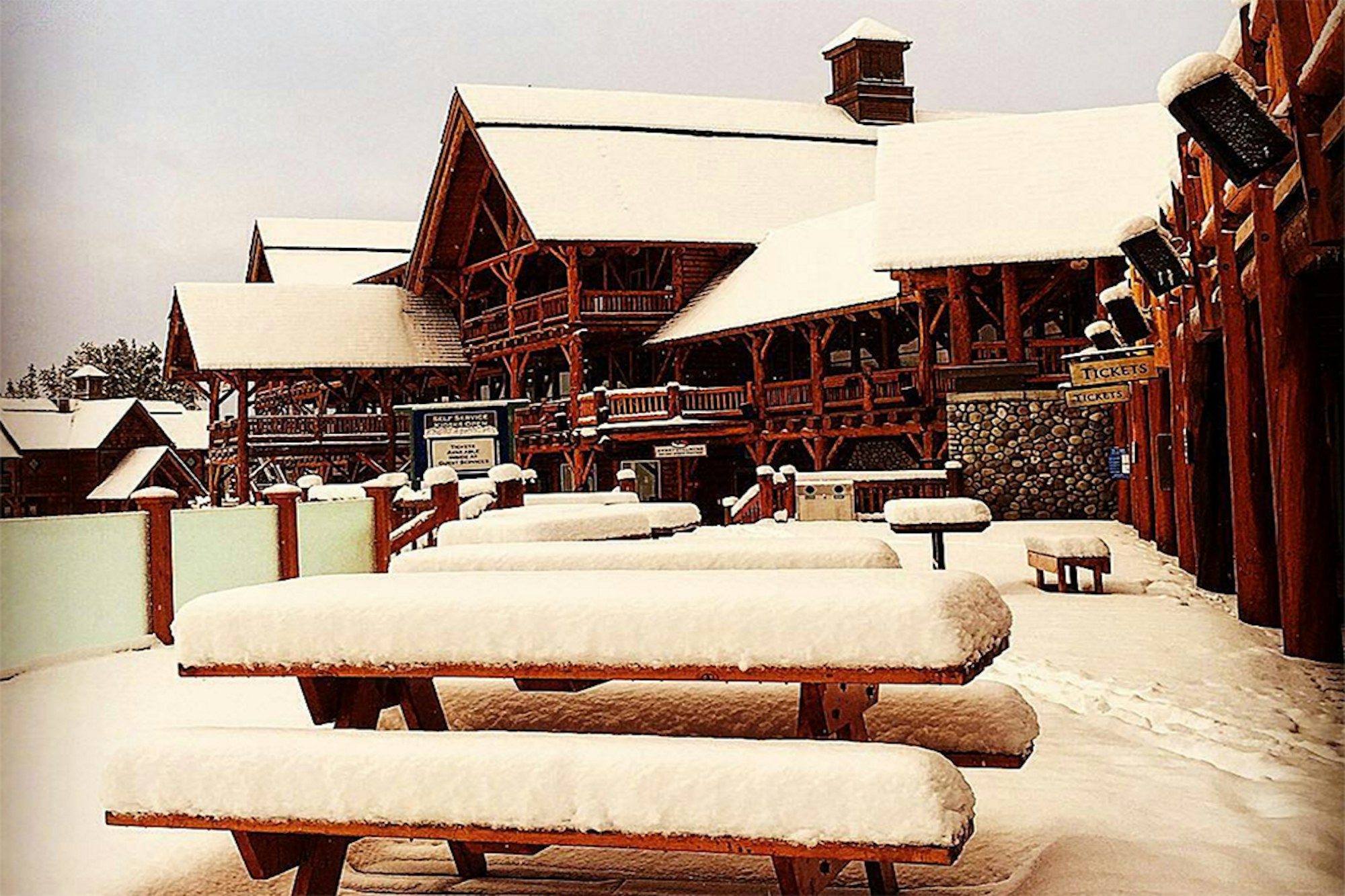 Ski Banff-Lake Louise-Sunshine releases 2015-16 opening dates
