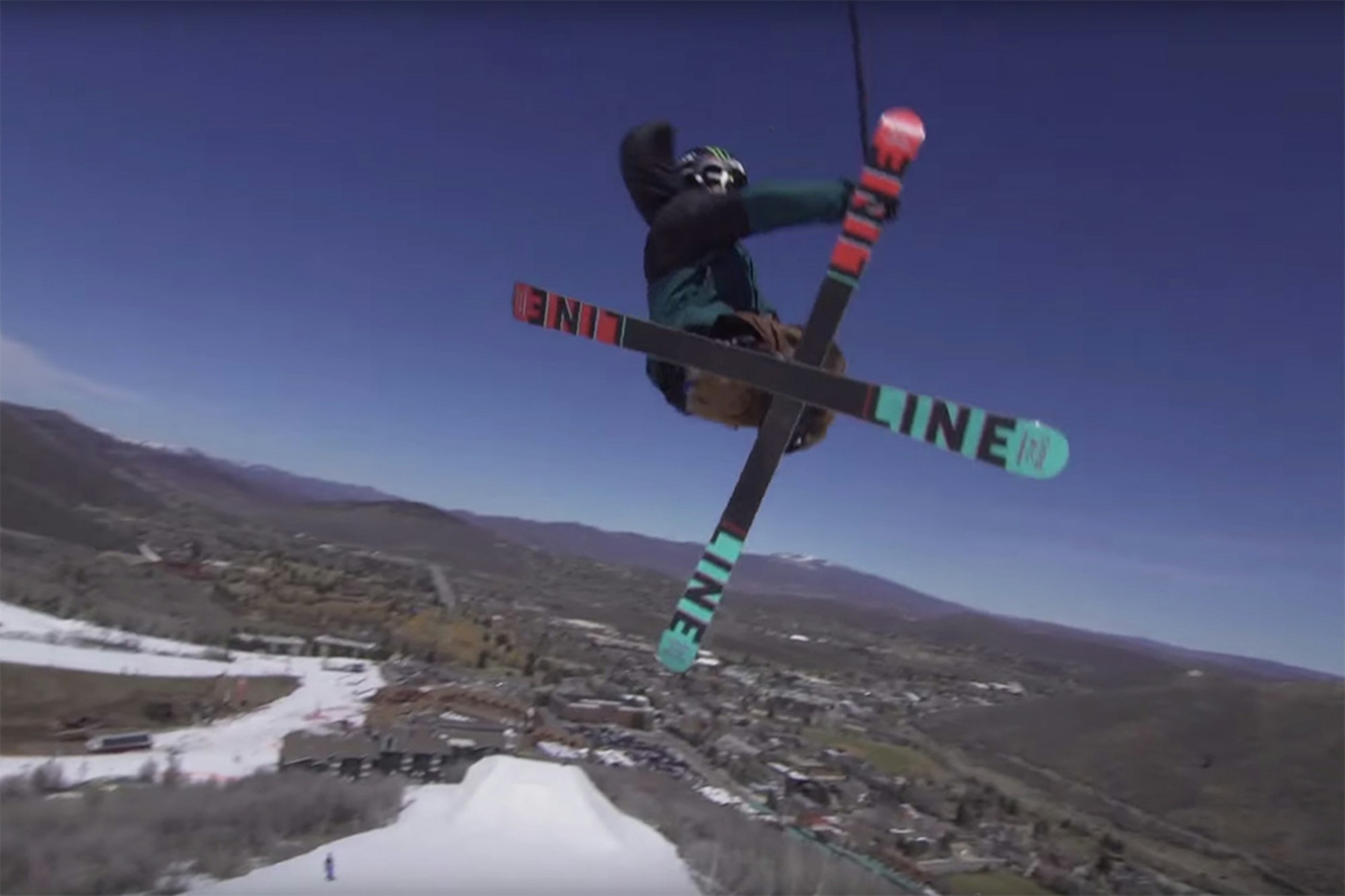 Tom Wallisch destroys three terrain parks in latest edit, "Neighborhood Parks"