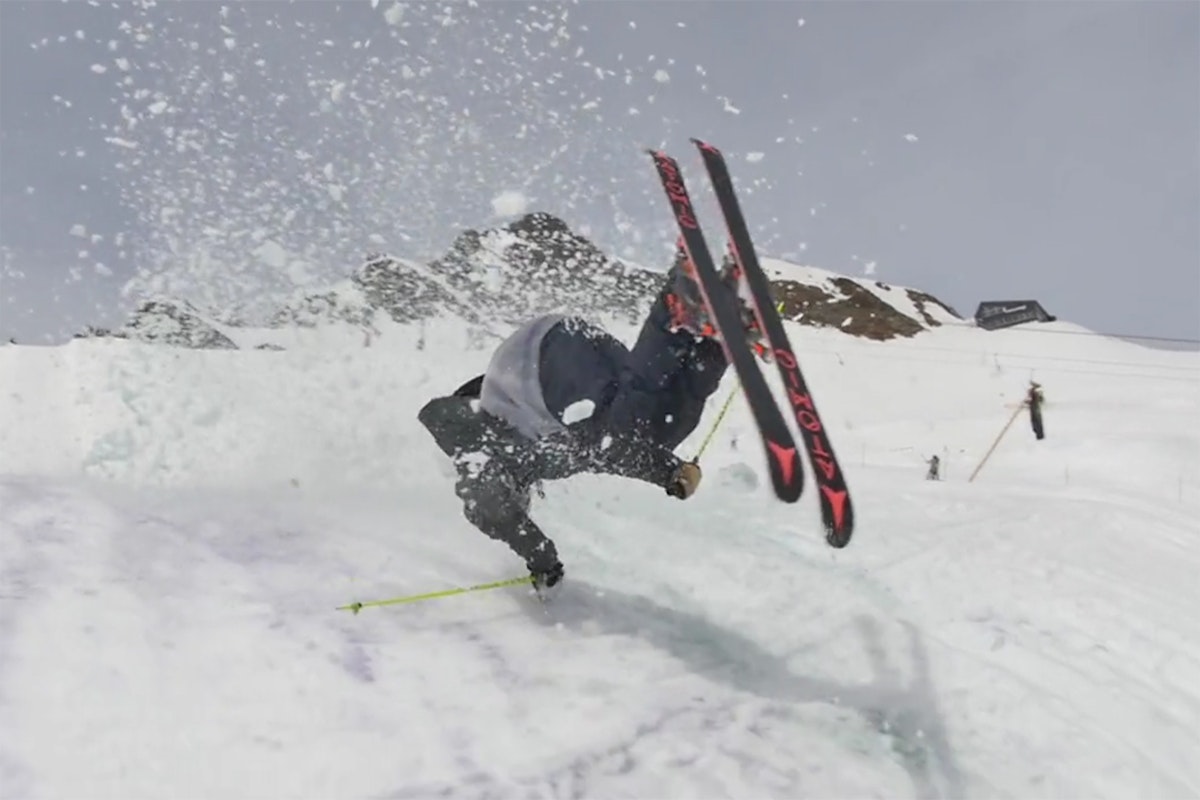 Who let the dogs out? Watch Ranalter and Hyden go wild in the Stubai Zoo