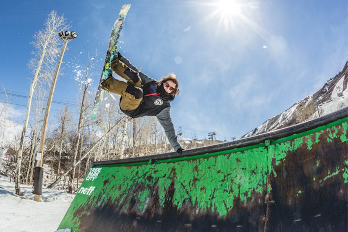 The team that plays together stays together; peep 18 images from #LineSpringBreak15