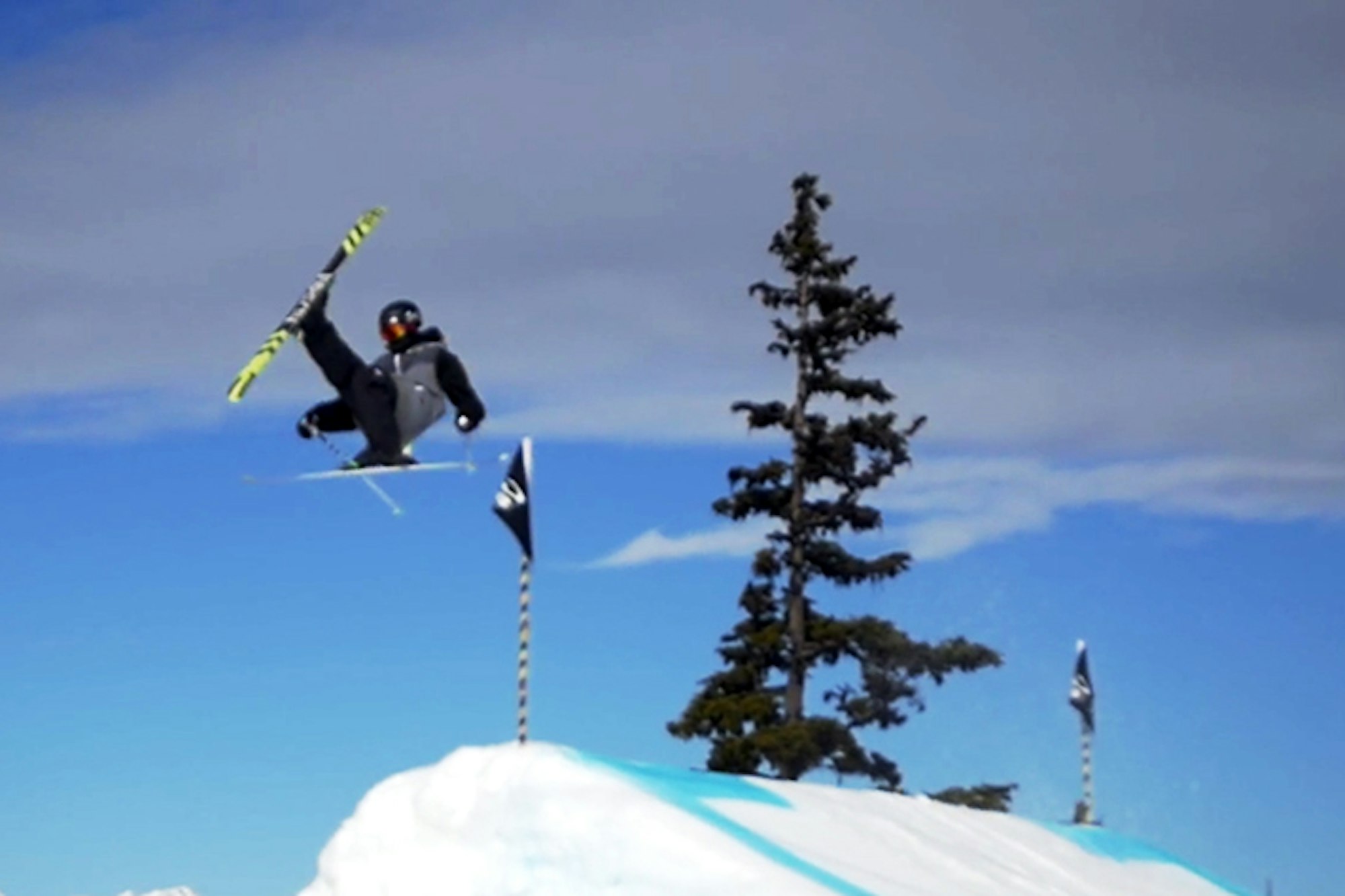 It's a Canadian road trip, eh? Greasing parks north of the border with Liberty Skis
