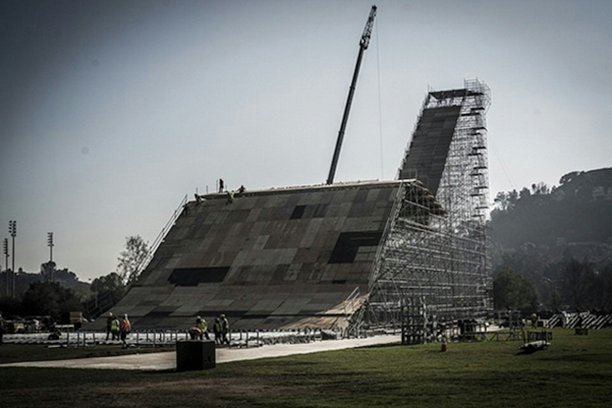 8 Photos: The Air + Style LA big air jump comes to life via Instagram