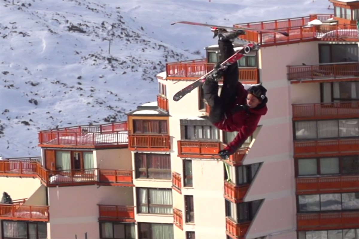 Dennis Ranalter styles the streets of Val Thorens in new episode of "Black & White"