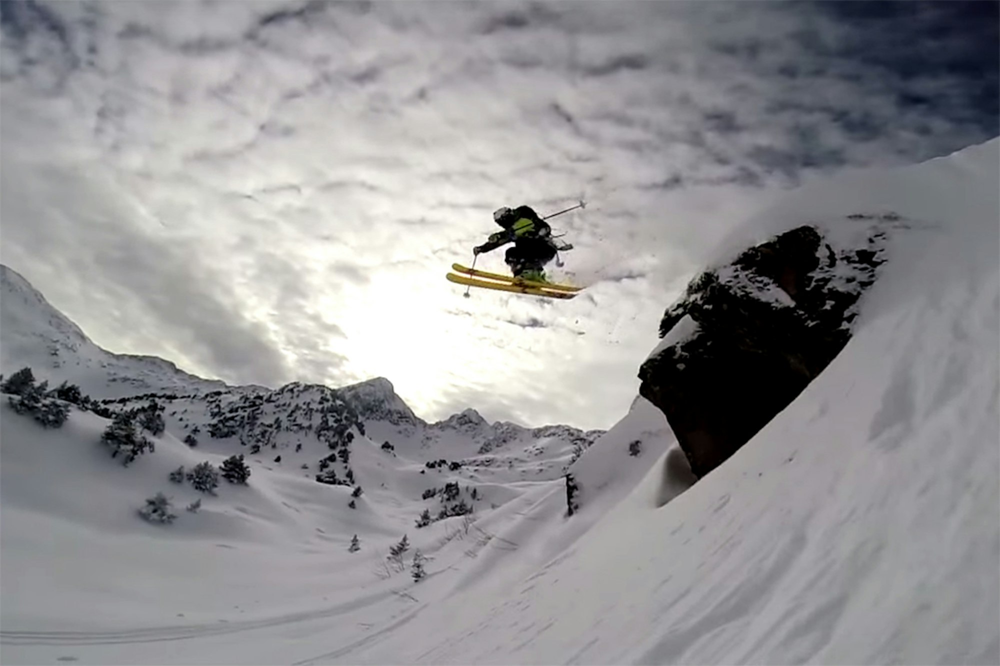 Bumpy Films pays a visit to Trenchtown in its latest video "Flakeride"