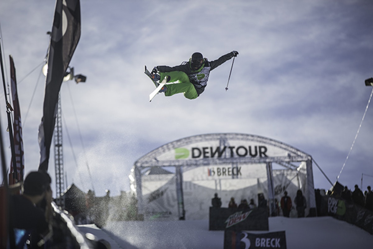 Annalisa Drew soars to the top in the 2014 Dew Tour women's superpipe semifinals
