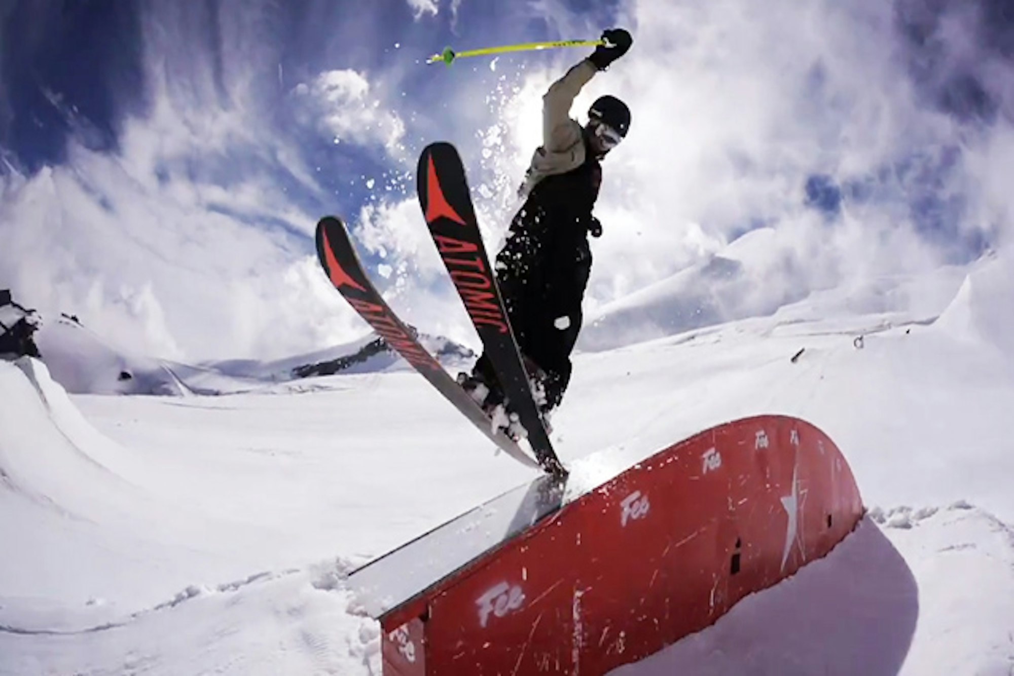 Keirnes and Renalter drop new, style-filled edit, "Black and White"