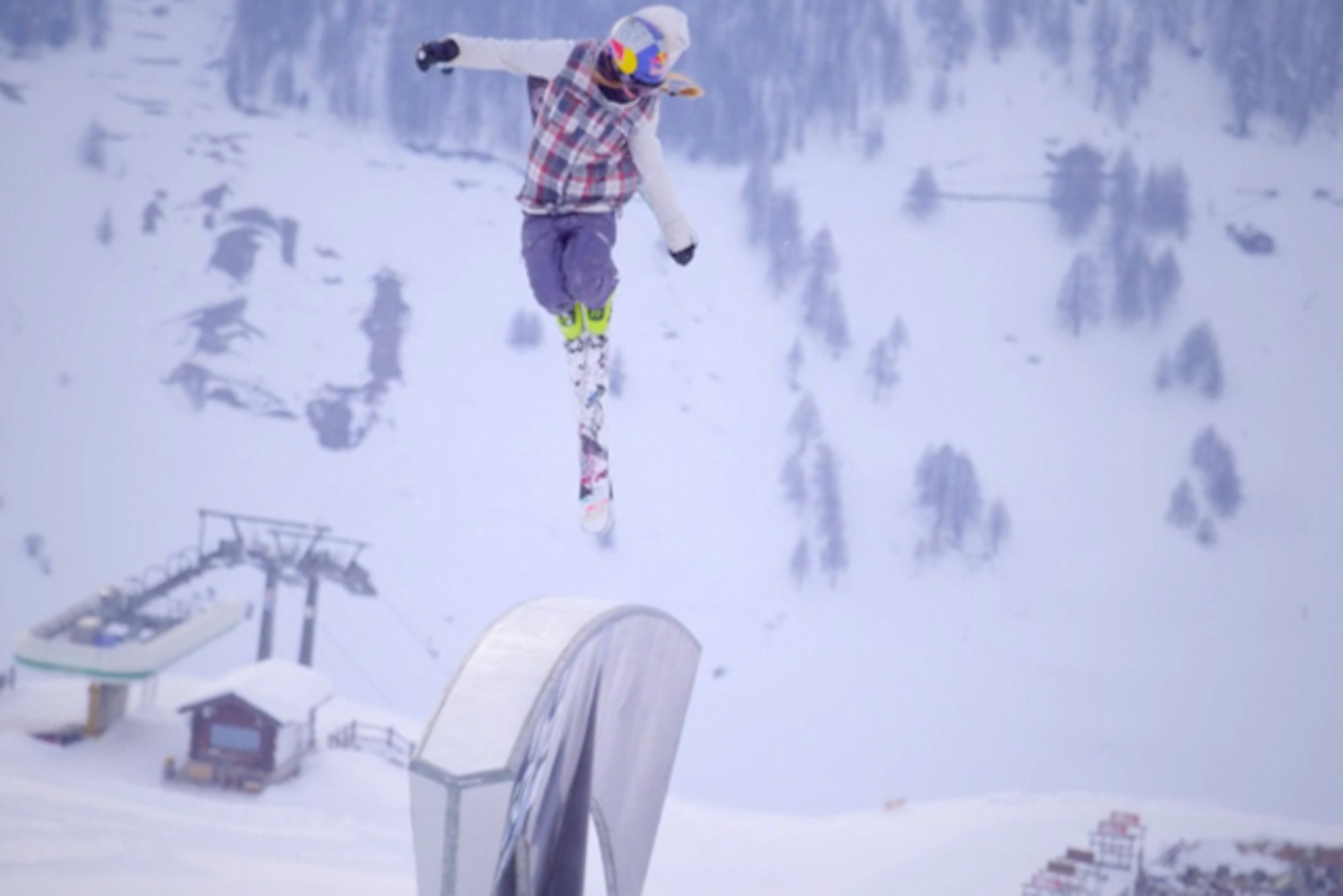 MMWUC: Crazy Frenchman goes huge, a water loving doggie, more