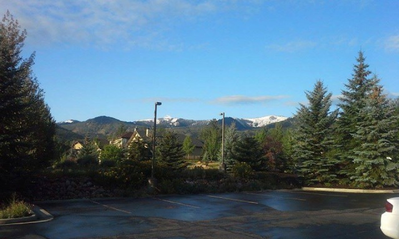 FirstSnow_Aug23_AlaneBentley