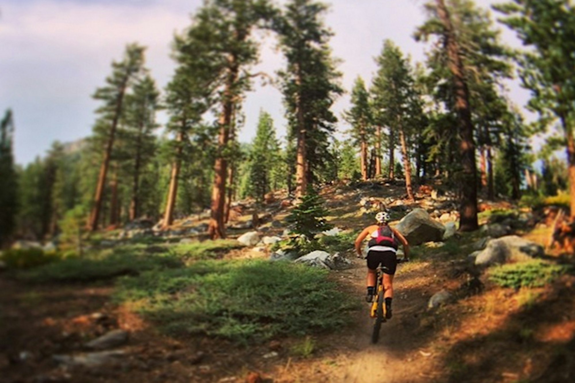 Jen Hudak sets out to complete 75 mile race while raising money for the  Sarah Burke Foundation