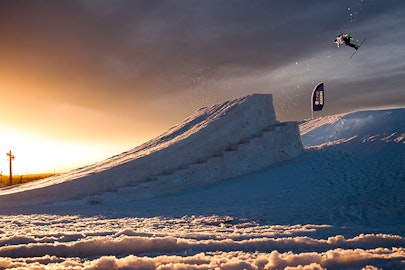 Enjoy this street-focused teaser from 403 Media, "Day After Day""