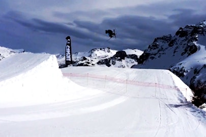 Enjoy rails, pipe and big air in Alex Ferreira's 2013/14 season edit