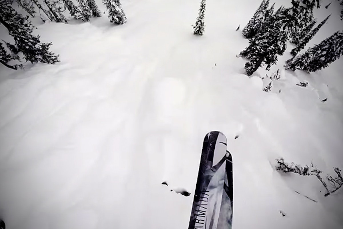 MMWUC: T-Hall's massive pillow drop, an eerie killer clown prank and more