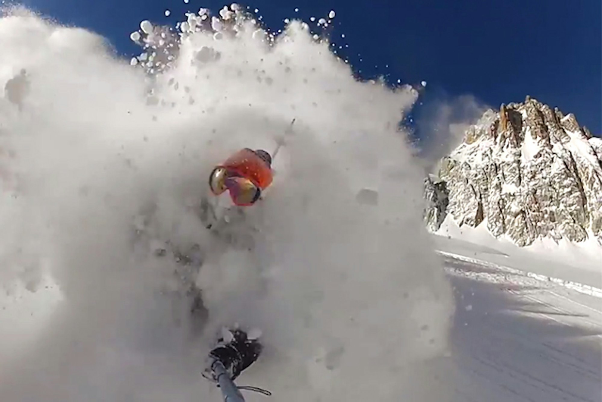 Enjoy 90 seconds of Nate Wallace slaying blower pow in French Alps