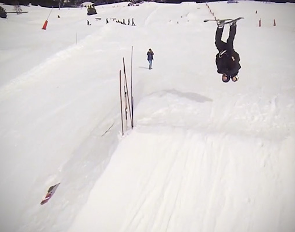 Video: Two skiers team up for the "piggyback backflip"