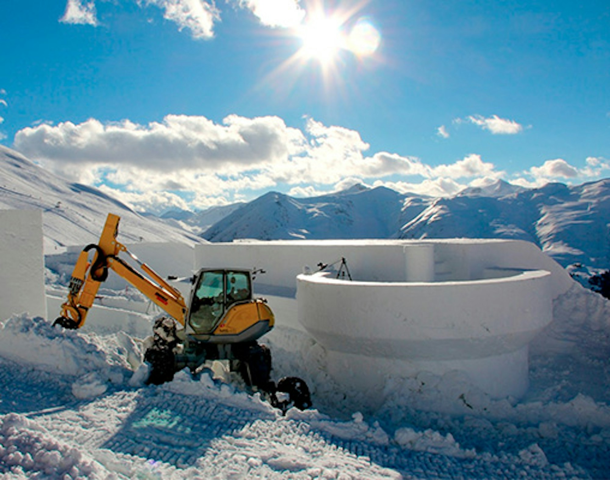 "Wanna be a Queen" contest winners announced, plus a first-look at the Nine Queens course