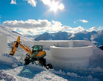 "Wanna be a Queen" contest winners announced, plus a first-look at the Nine Queens course