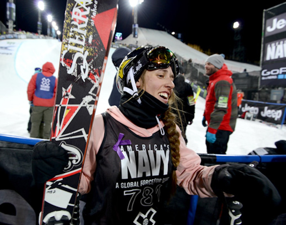 Maddie Bowman wins gold, defends superpipe title, X Games Aspen 2014