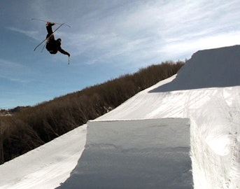 Tom Wallisch gives you a course breakdown, Grand Prix at Park City