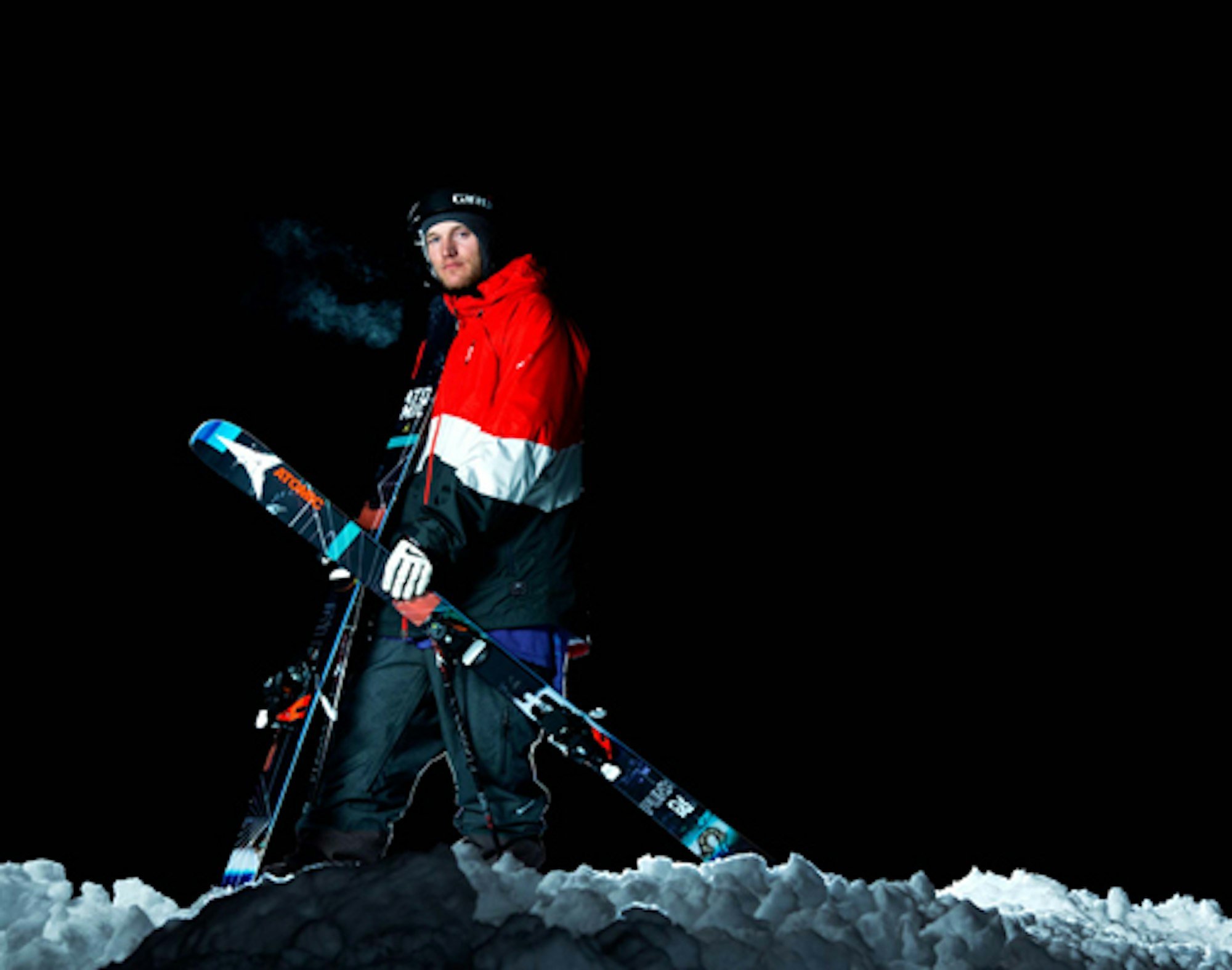 Andreas Håtveit slays rails in his own (epic) backyard terrain park
