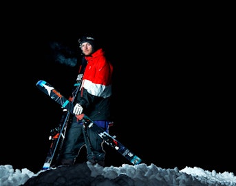Andreas Håtveit slays rails in his own (epic) backyard terrain park