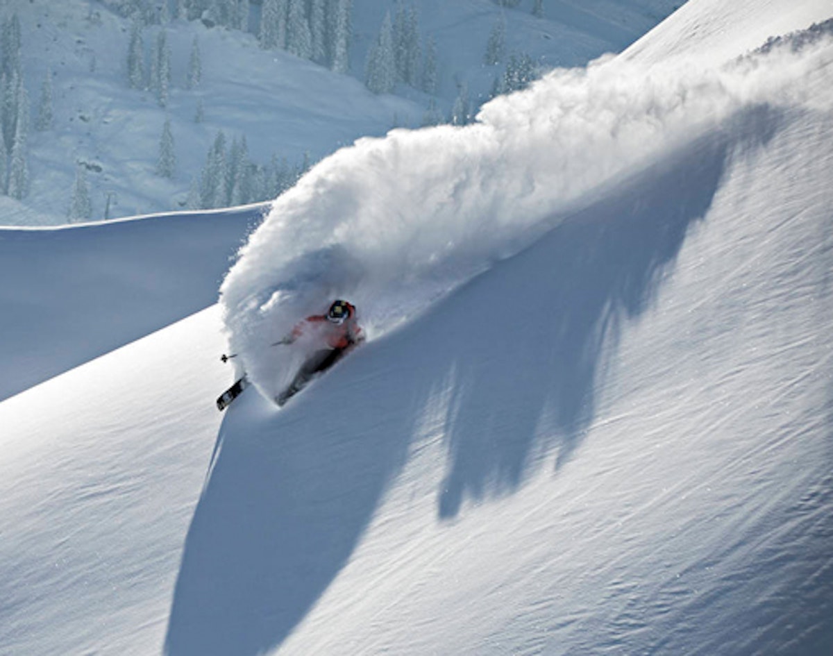 Sven Kueenle crushes big-mountain lines in new Fischer webisode