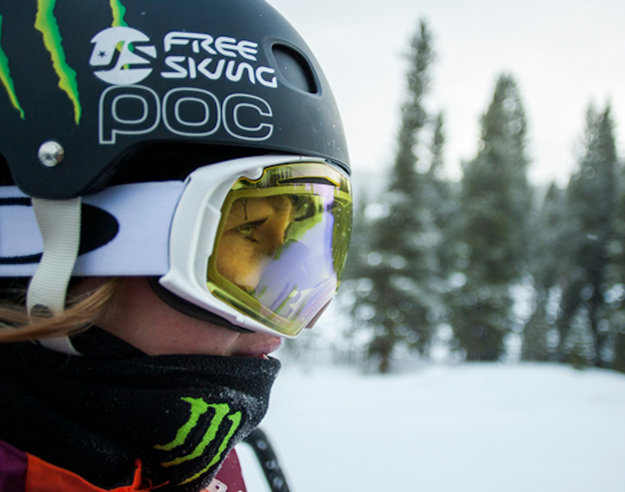 Hear sounds from ladies' slope qual. at Grand Prix; Voisin, Eliassen, more