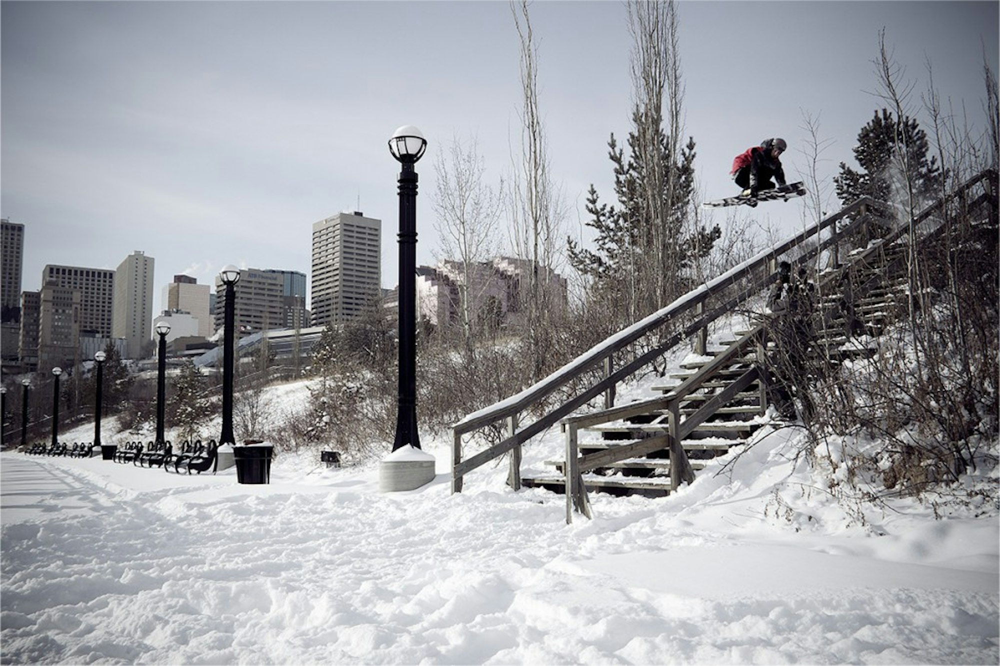 20120227-P_GillMontgomery-S_SandyBoville-L_Edmonton,CAN-T_StairGap