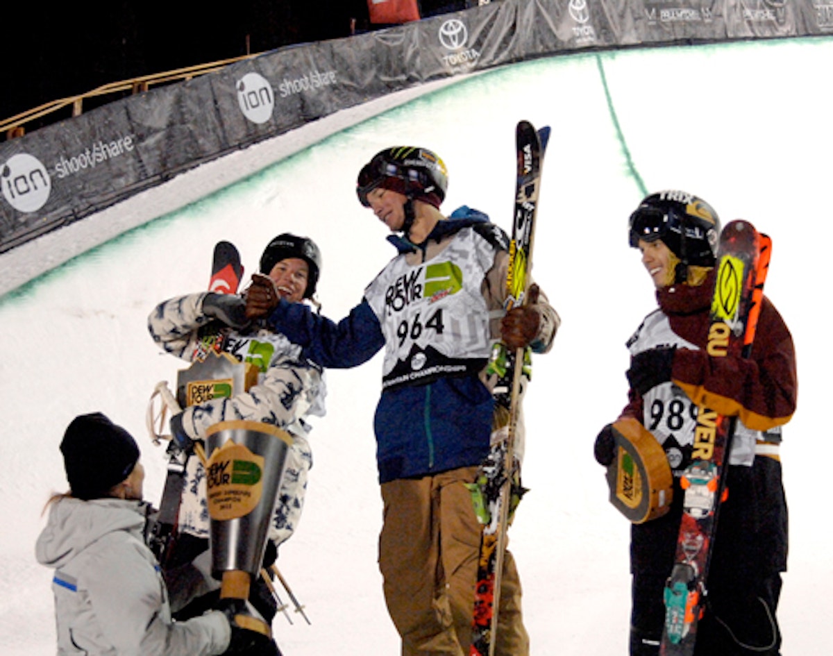 David Wise wins 2013 Dew Tour halfpipe; USA sweeps podium