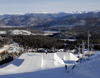 Listen to sounds of the 2013 Dew Tour men's slopestyle qualifiers