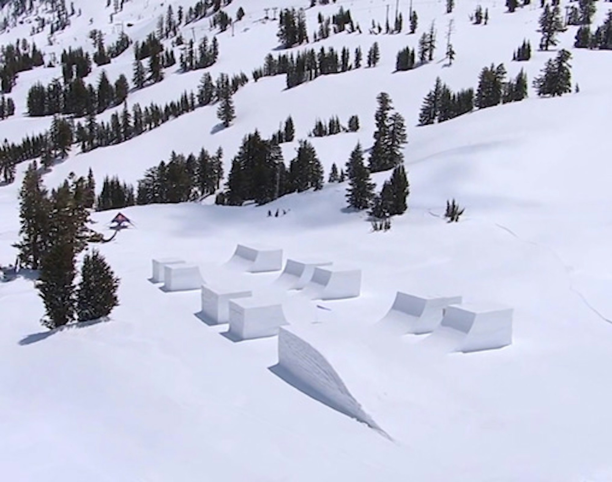 MMWUC: See Dumont's new short film, plus beatboxing brilliance