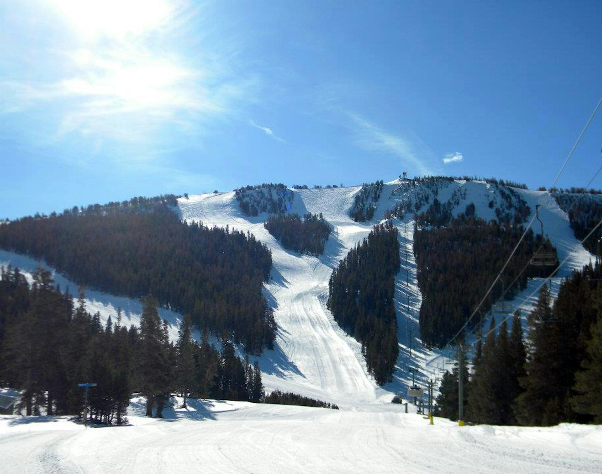 June Mountain to reopen for 2013/14 ski season