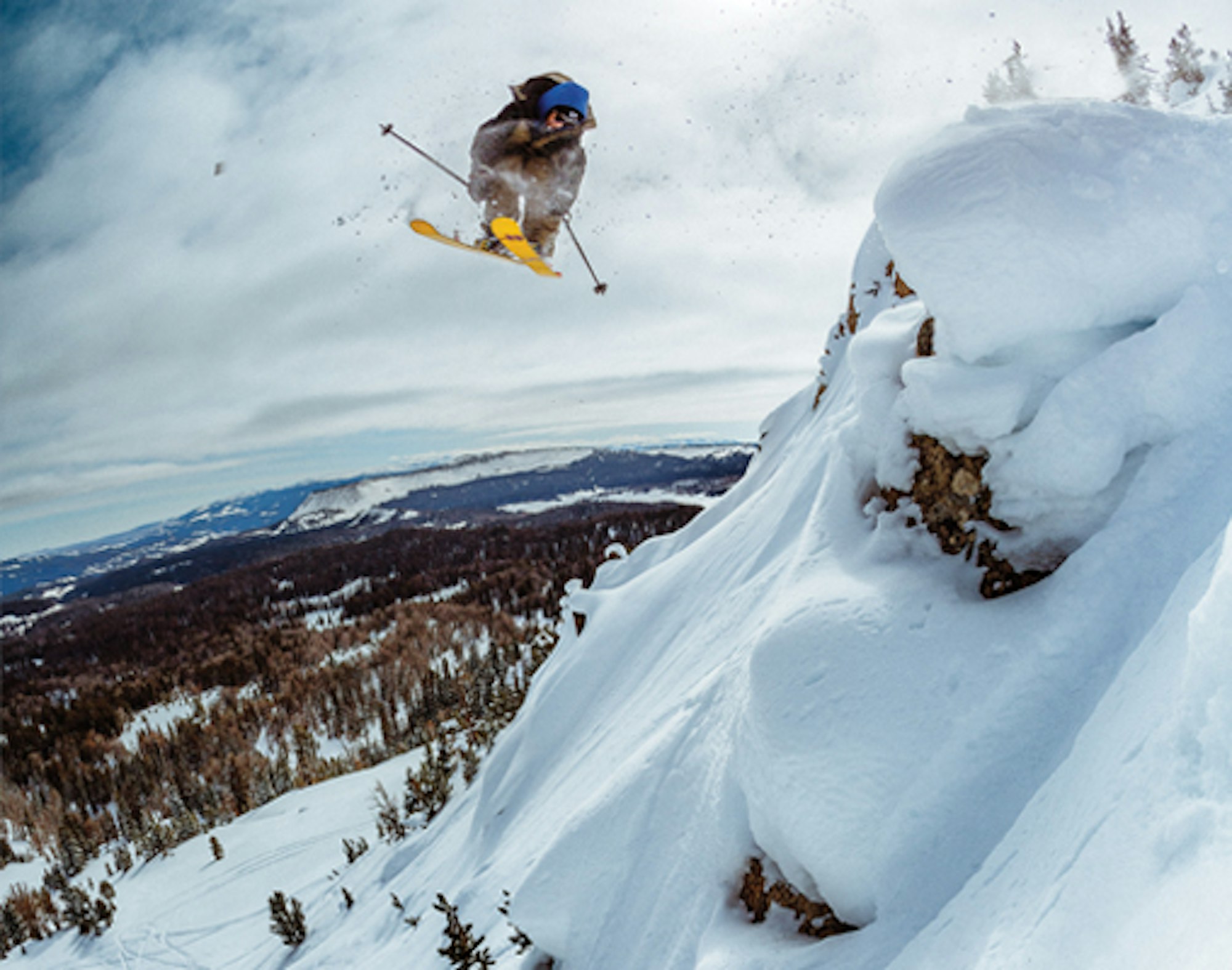 The 2014 Buyer's Guide is now available via newsstands and iTunes