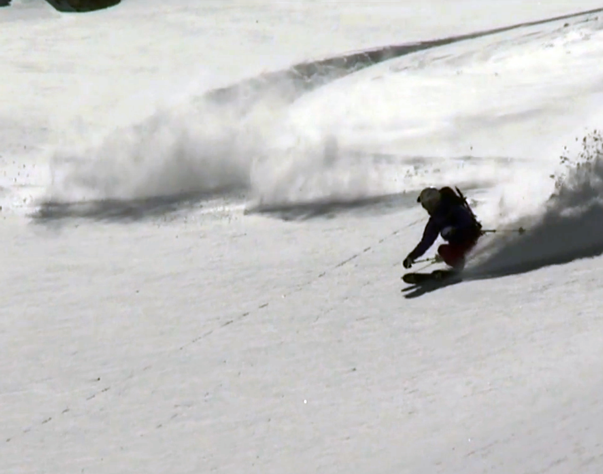 Ski mountaineering in Mongolia: Simply Beauty Production presents "Camels Are Never Cold"