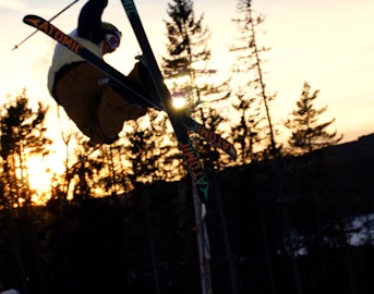 Mike Riddle, Canadian Halfpipe Team take on World Championships and Euro X