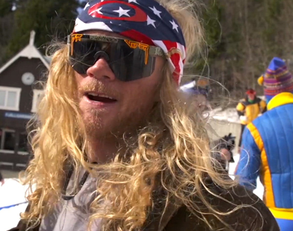 Tanner Hall returns to moguls in the Hot Dogger contest