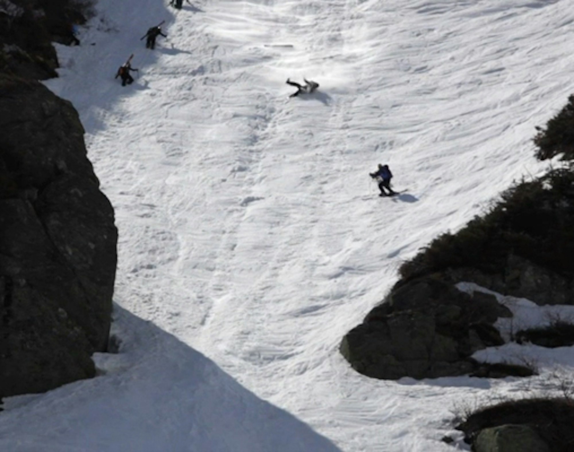 Dude biffs it on Tuckerman Ravine