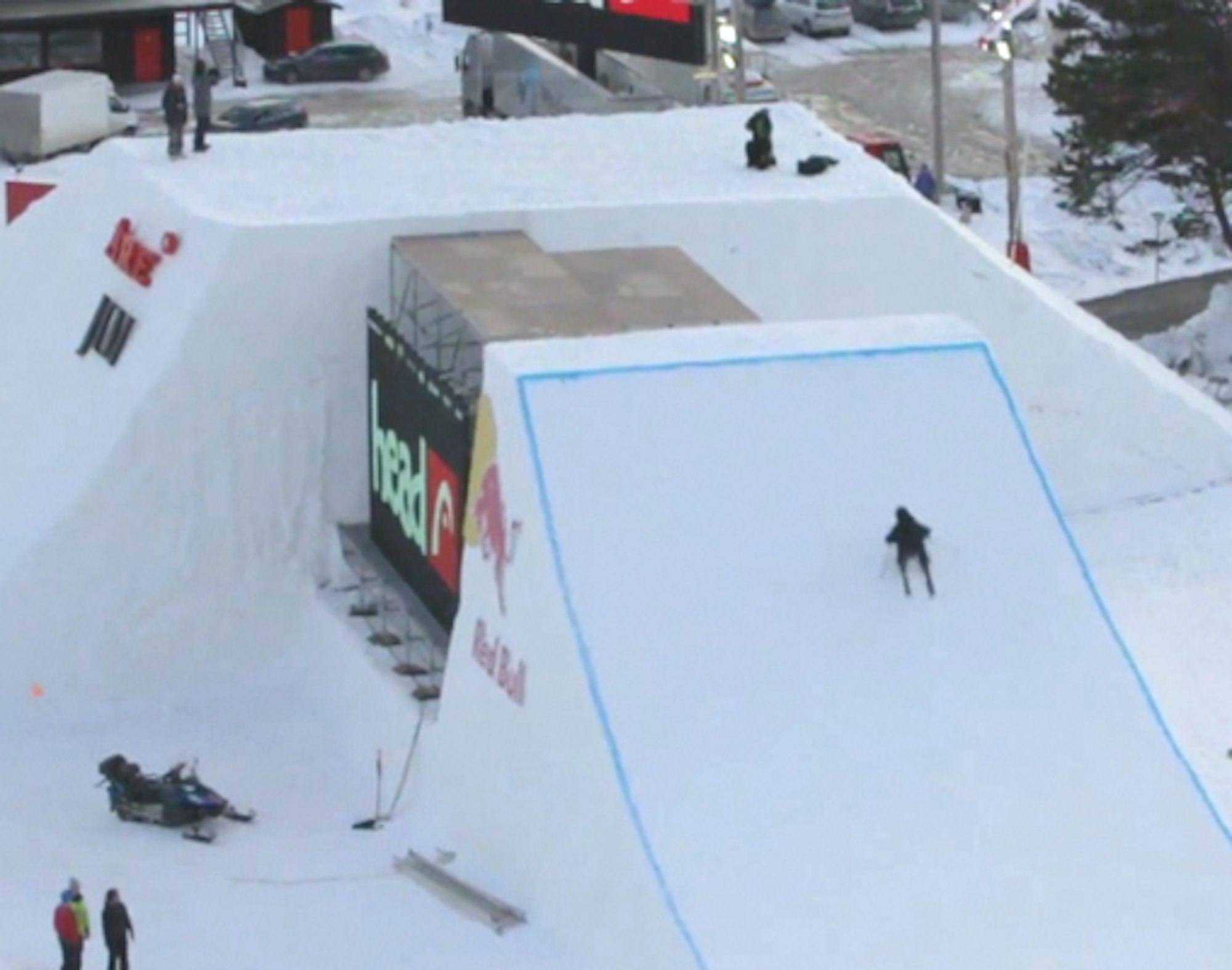 Atomic athletes session the 2013 JOI kicker, Thursday practice session