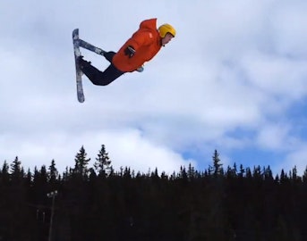 Jump goes wrong for skier in Norway, broken leg the result