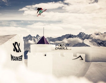 Ladies of freeskiing throw down at 2013 Nine Queens