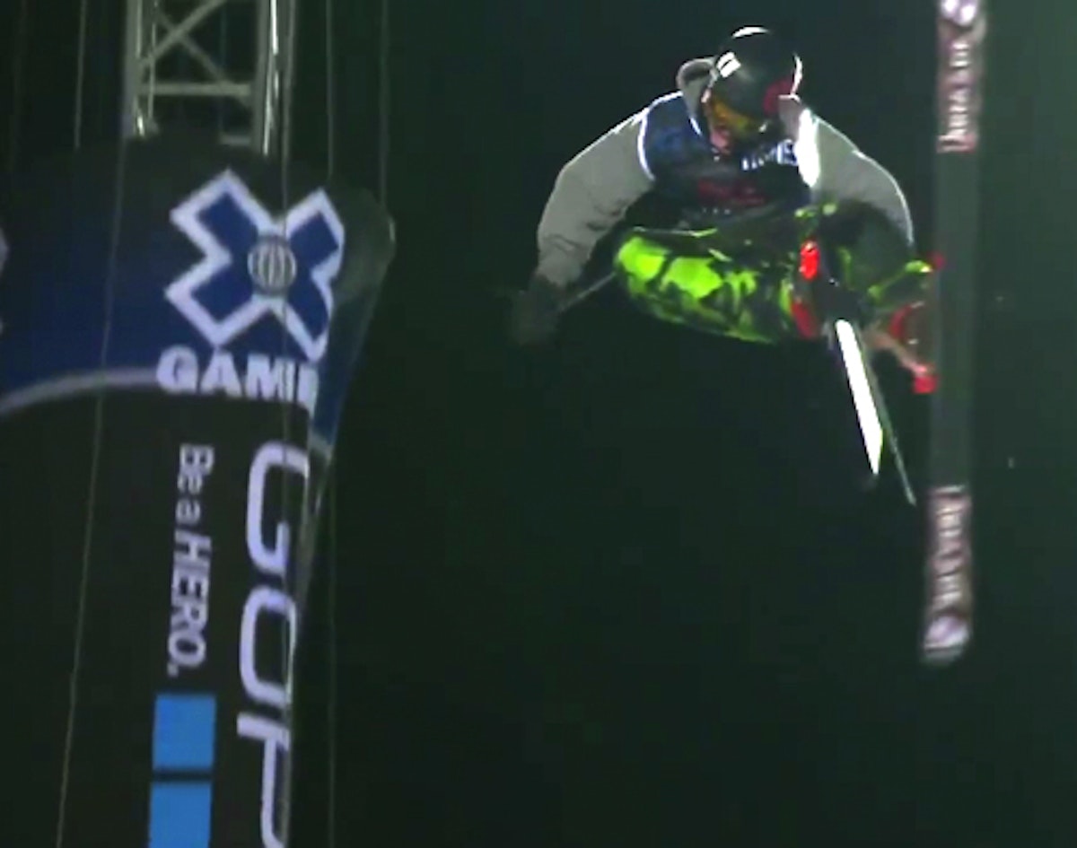 Watch the top three men's superpipe runs, 2013 X Games Tignes