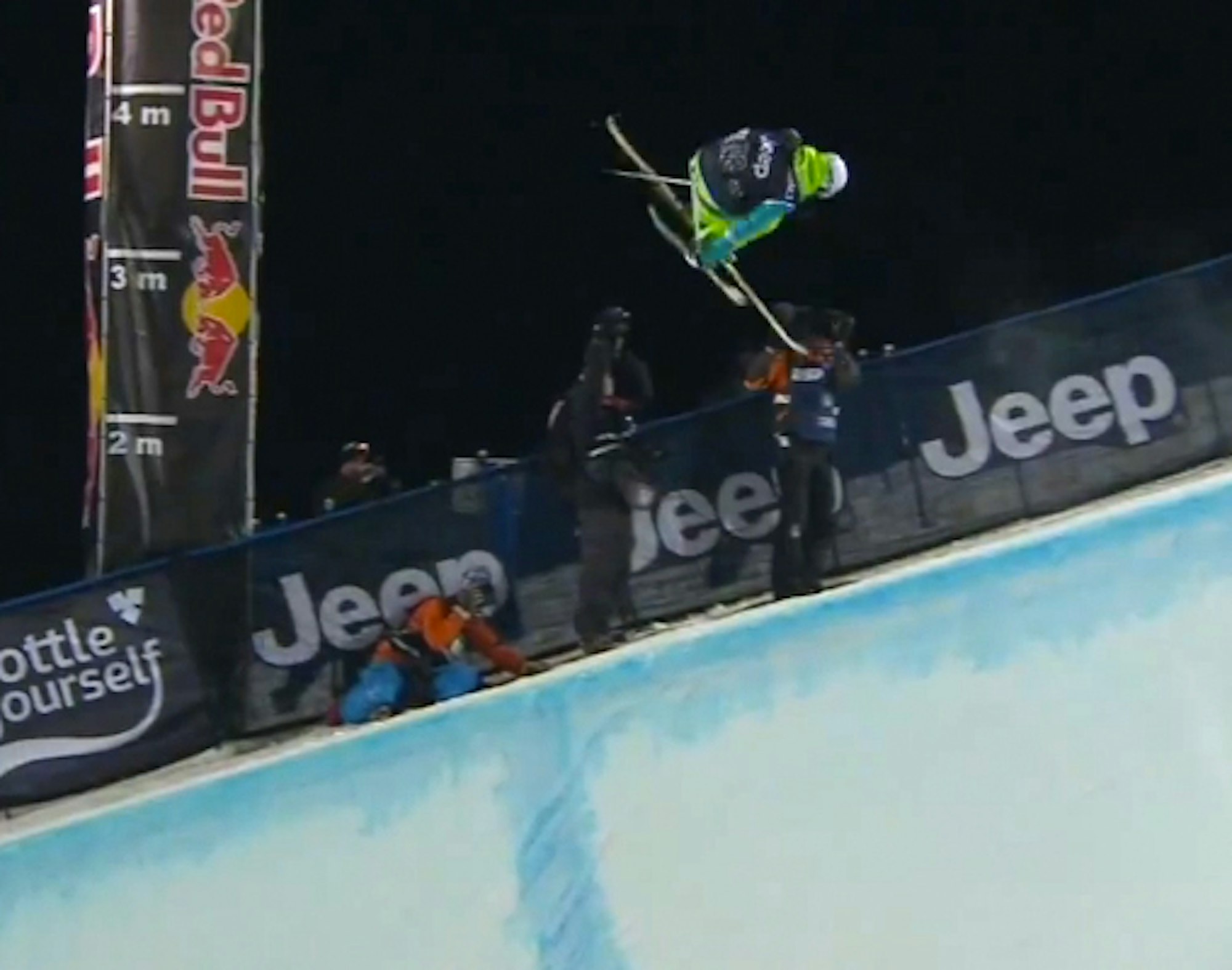 Watch the top three women's superpipe runs, 2013 X Games Tignes