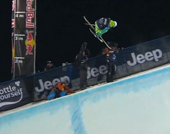 Watch the top three women's superpipe runs, 2013 X Games Tignes