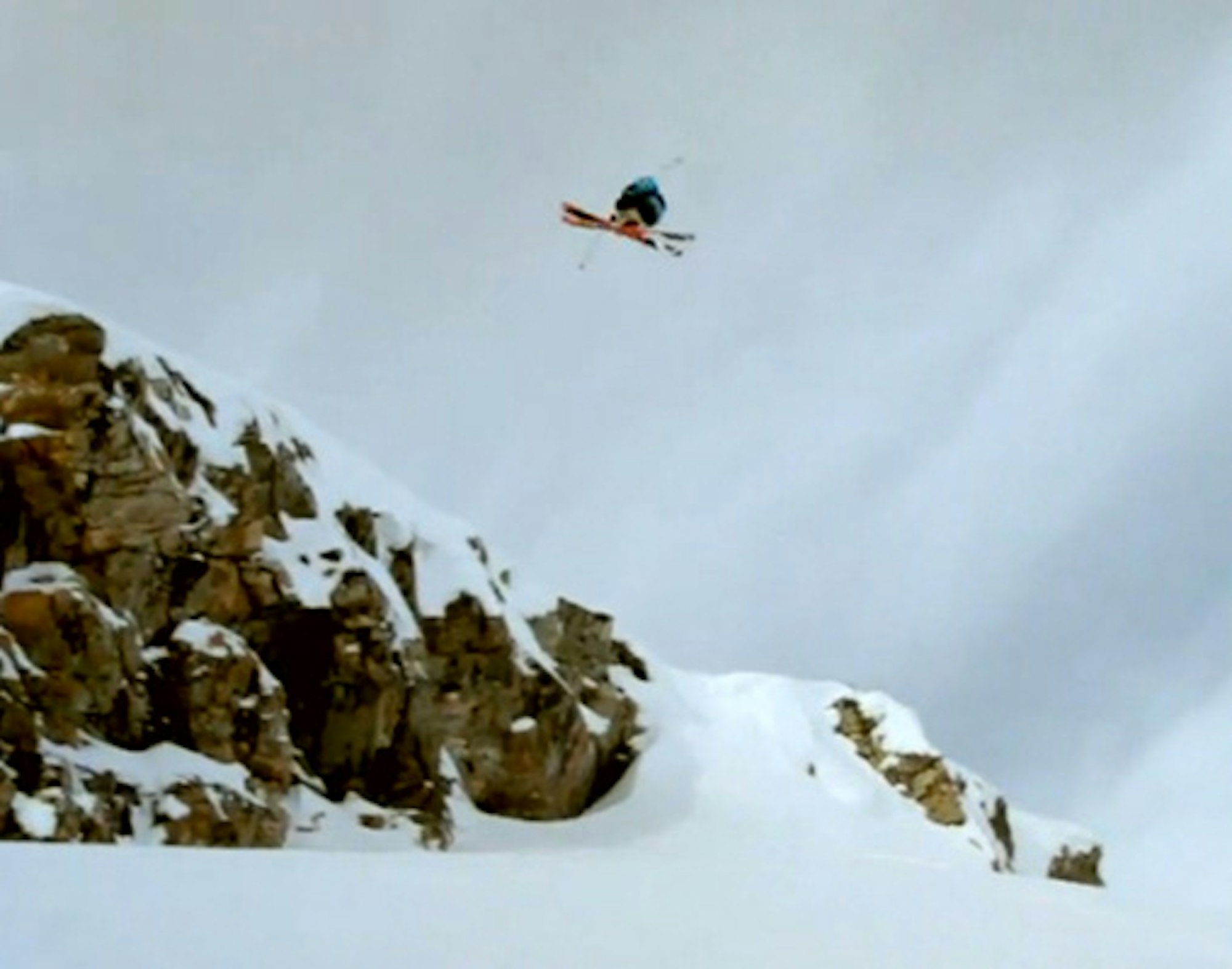 Leo Taillefer, Parker White and friends shred jumps and pow in Val d'Isere