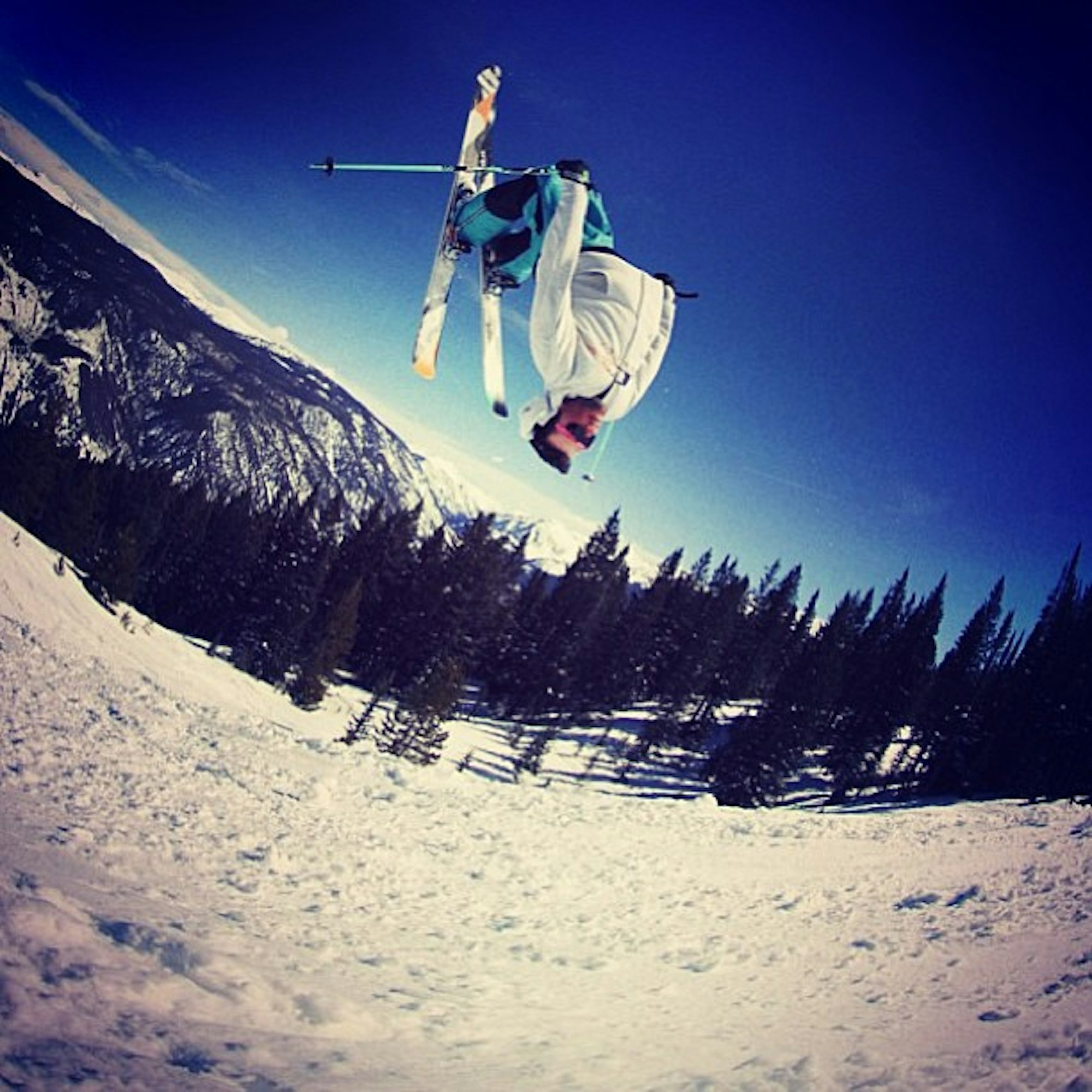 grantsavidge A #regram from @freeskiermagazine from this last week of testing up @aspensnowmass for #freeskierfest. here I am giving the @volklskis a proper run through.